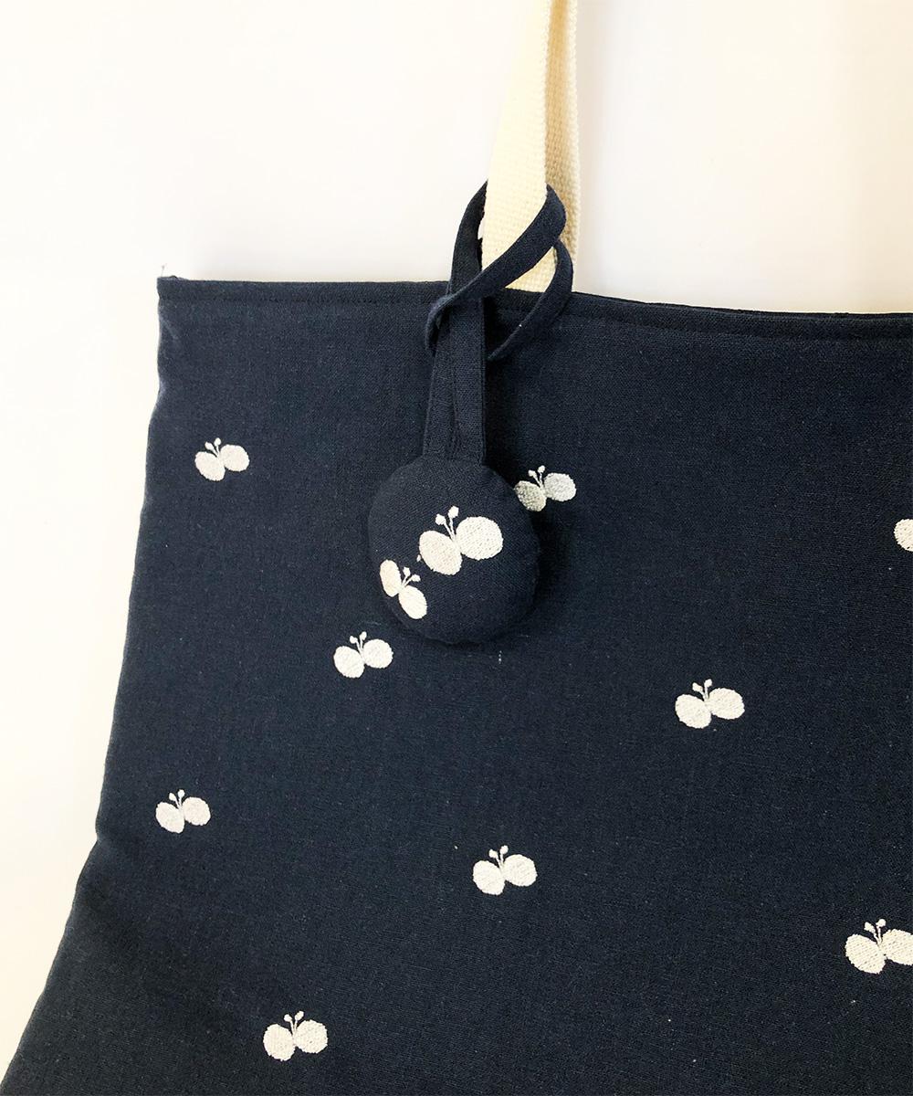 ♥♥♥刺繍が主役♥♥♥ 心ときめく ちょうちょの入園入学4点セット　/　ネイビー　名入れワッペン縫い付けサービス | 6枚目